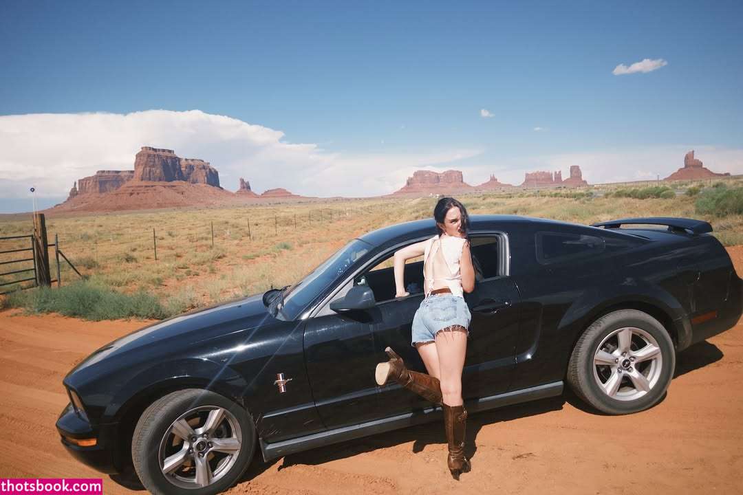 Julia Roman Photo #21