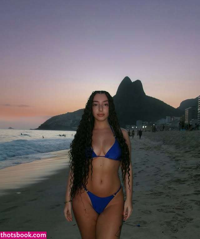 Lara Braile Photo #14