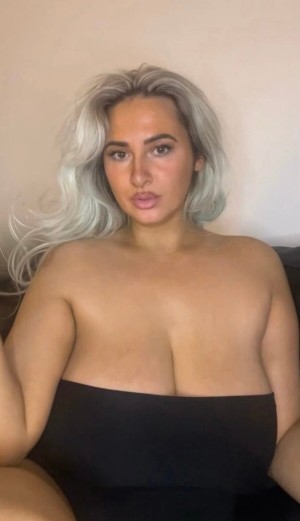 Chelsea Ann Photo #2