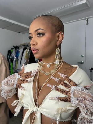 goddessnine Photo #5