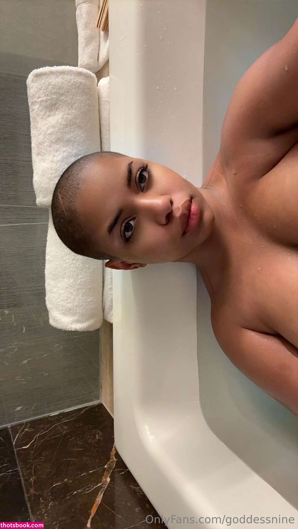 goddessnine Photo #7