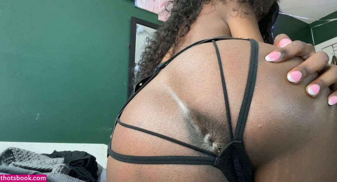 Nessavixen Photo #23