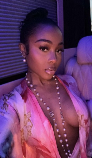 Jayda Wayda Photo #15