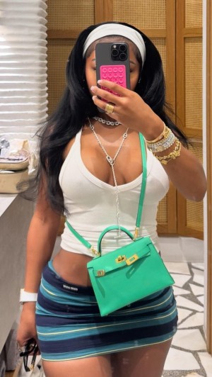 Jayda Wayda Photo #43