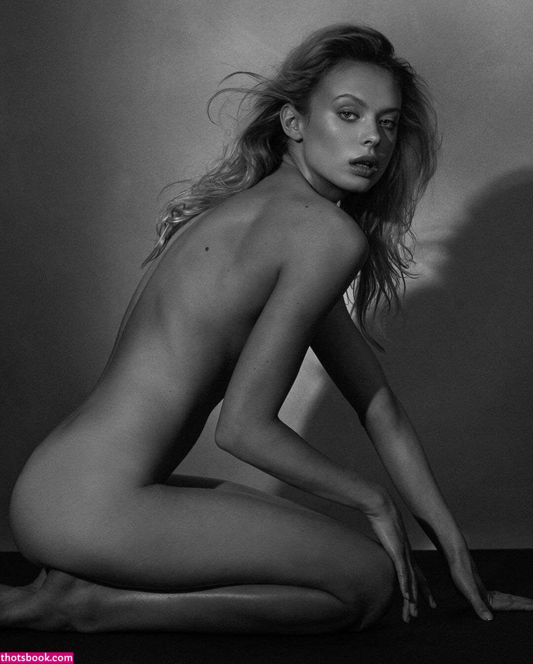 Victoria Germyn Photo #12