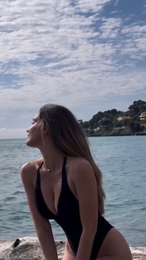 Susanna Giovanardi Video #23