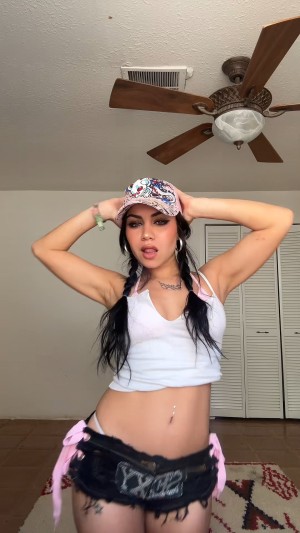 Tara yummy Nude Leaks OnlyFans Video #1