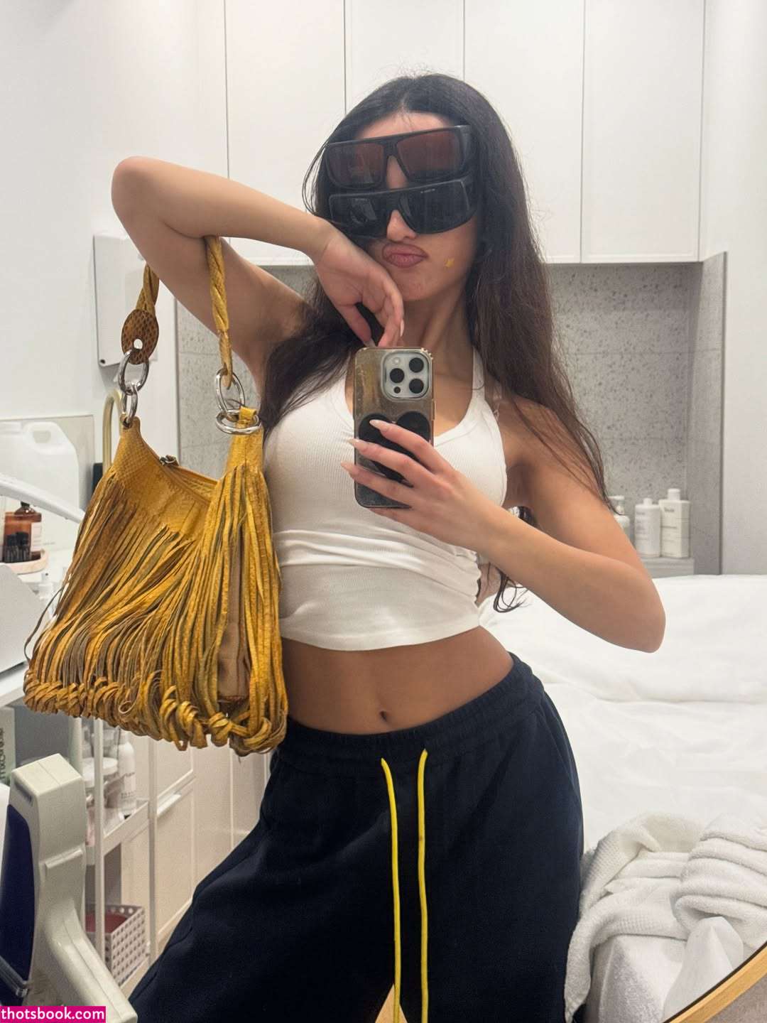 Ella Christo Photo #2