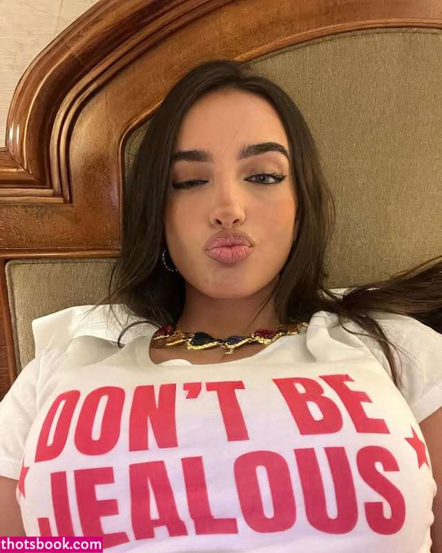 Ella Christo Photo #9