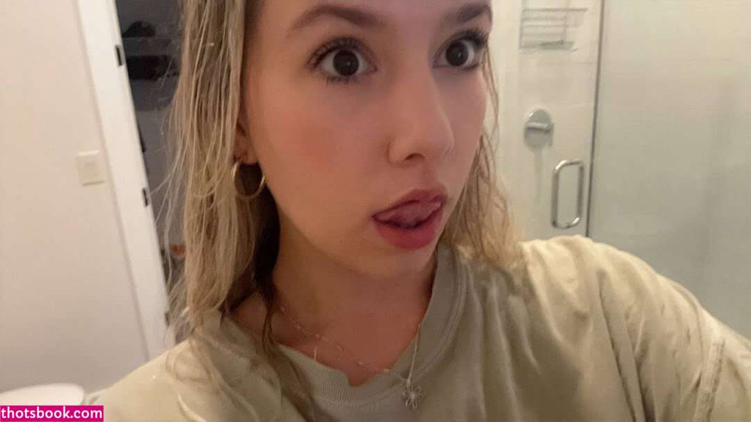 Maddie Madz Photo #8