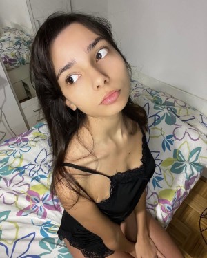 sara02wolf Photo #13