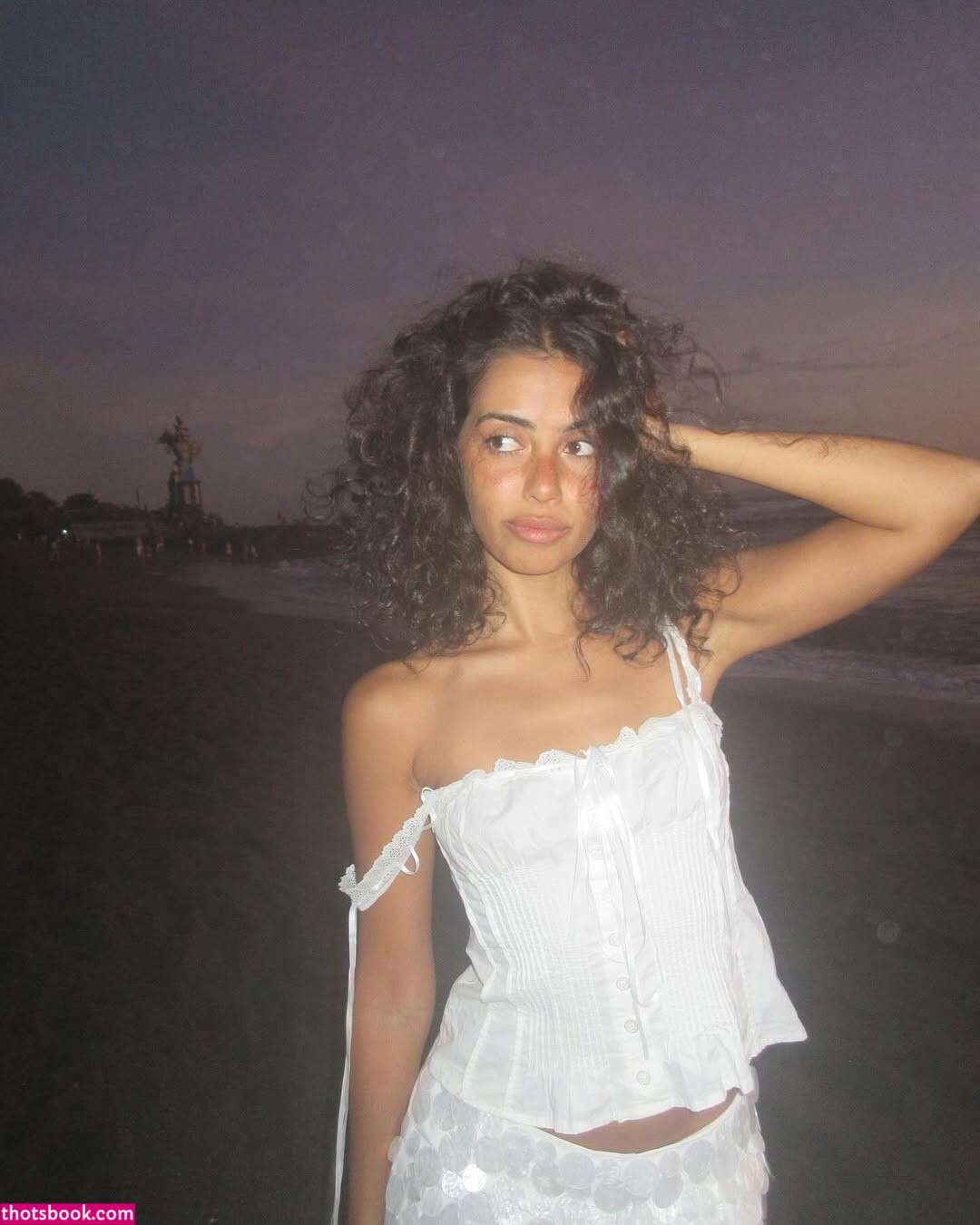 Tara Bakalian Photo #19