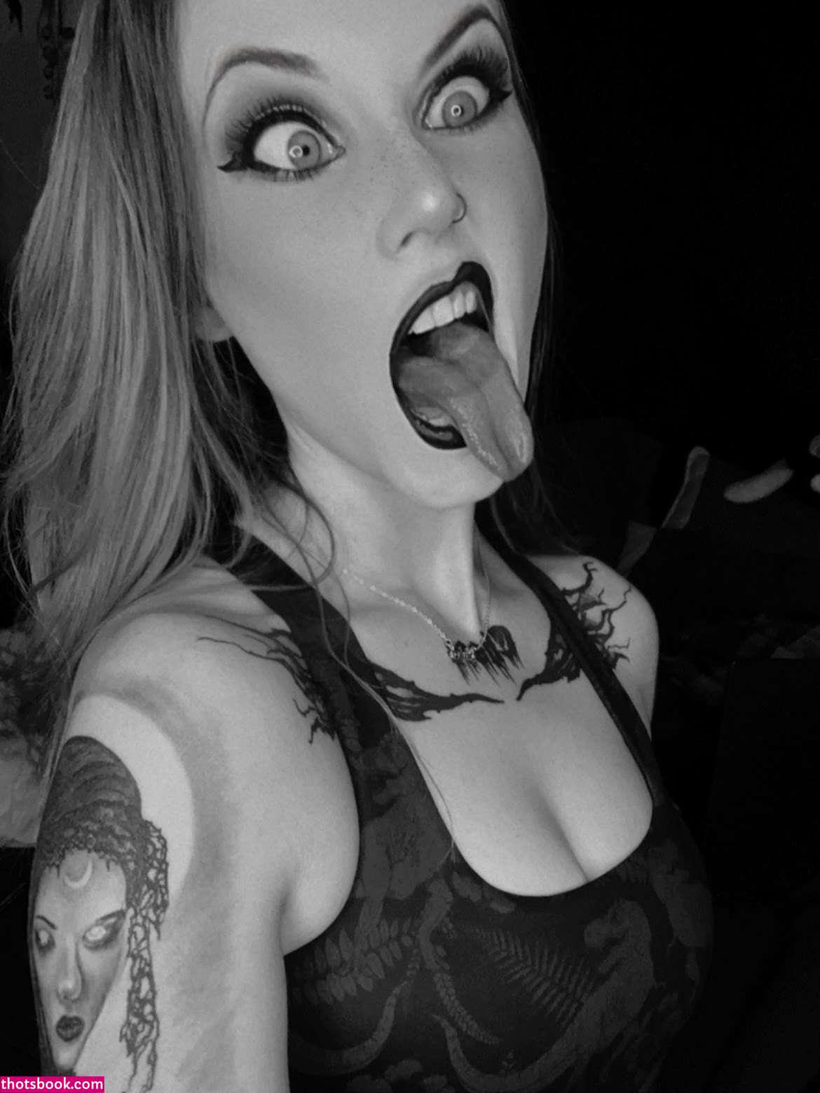 Carrie Cannie Photo #21