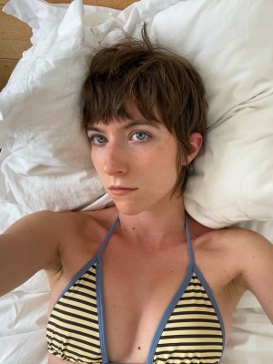 Fiona Leah Photo #30