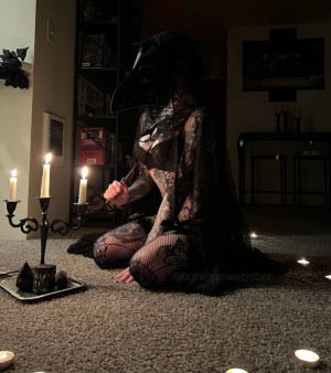 Tyniquewebster Photo #1