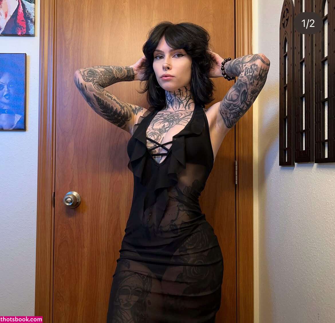 Tyniquewebster Photo #27