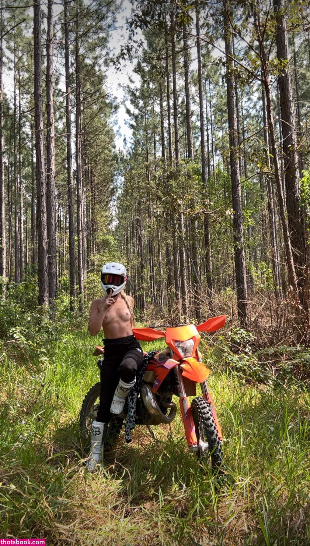 Alexia Summers Photo #23