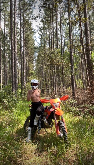 Alexia Summers Photo #23