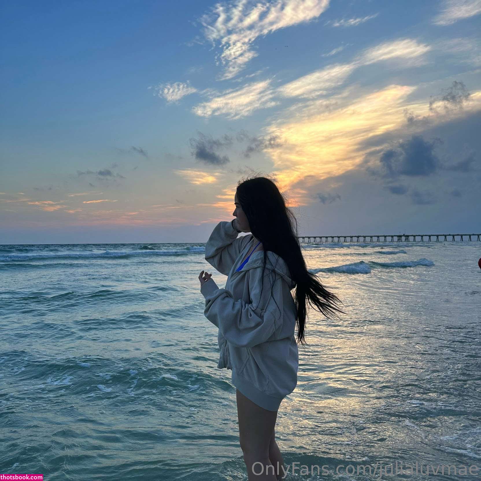 Julialuvmae Photo #7