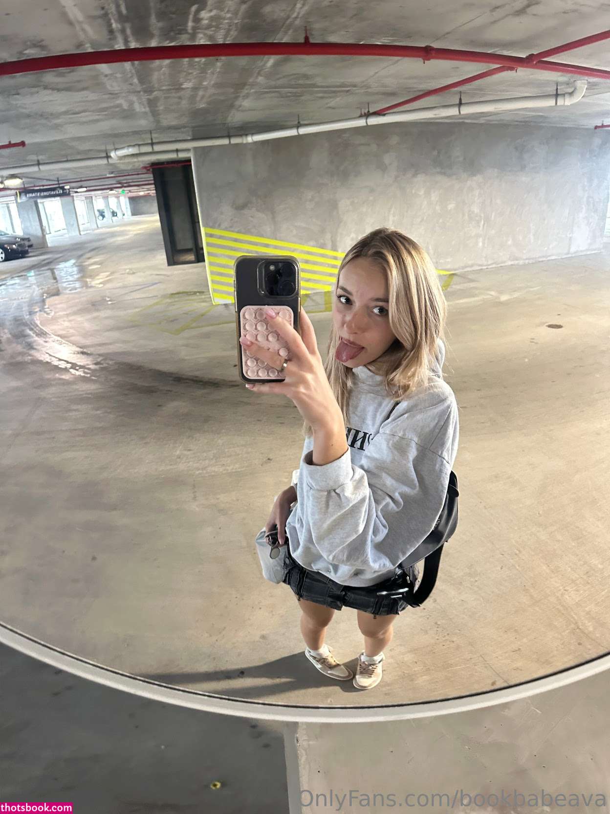 tinabellee Photo #20