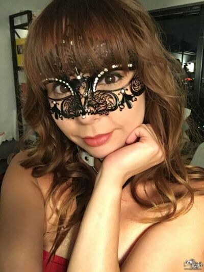 Ariel Rebel Photo #10