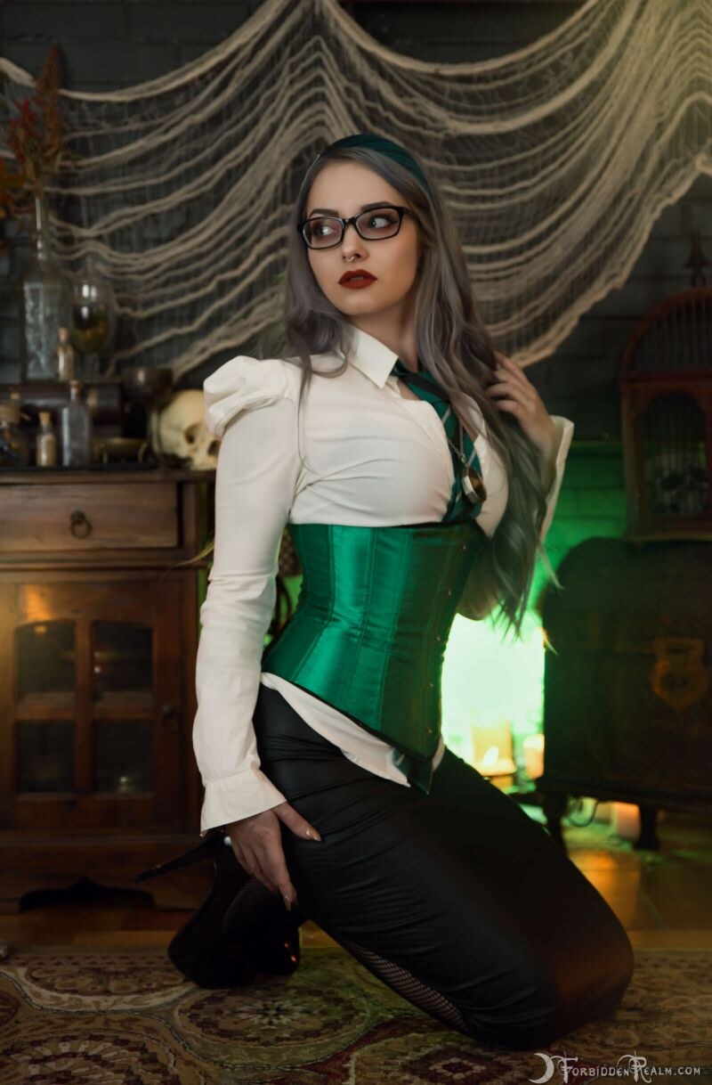 Genevieve Photo #137