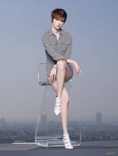 Karen Gillan Photo #14