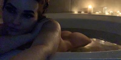 Niece Waidhofer Photo #54