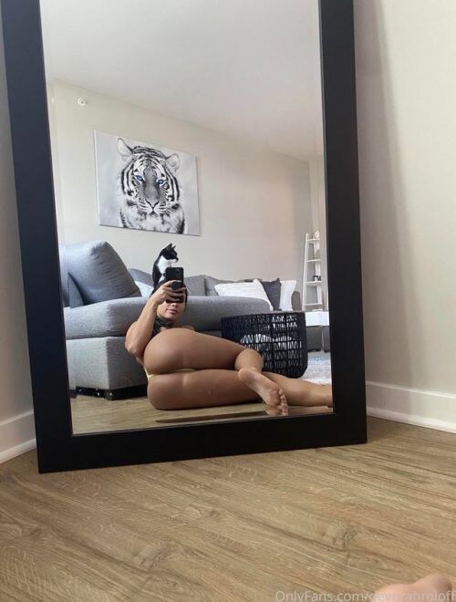 Devorah Roloff Photo #23