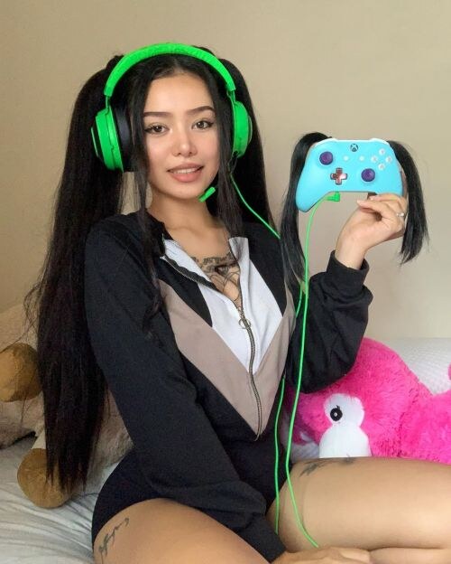 Bella Poarch Photo #49