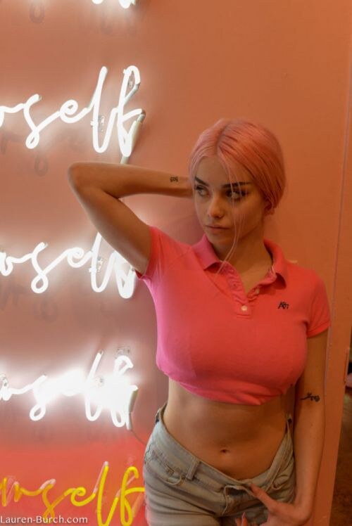 Lauren Burch Photo #53