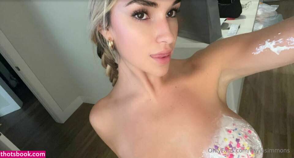 Kayla Simmons Photo #26