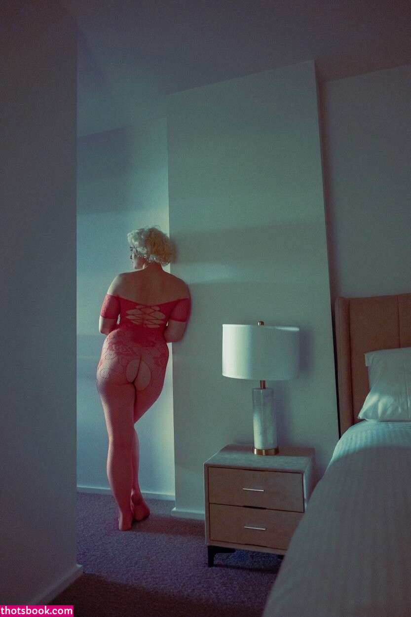 Stefania Ferrario Photo #258