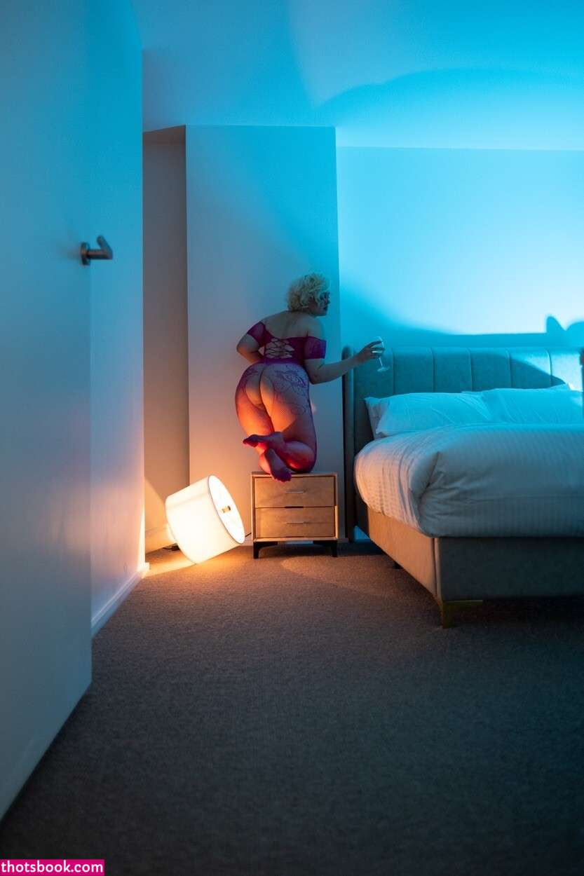 Stefania Ferrario Photo #260