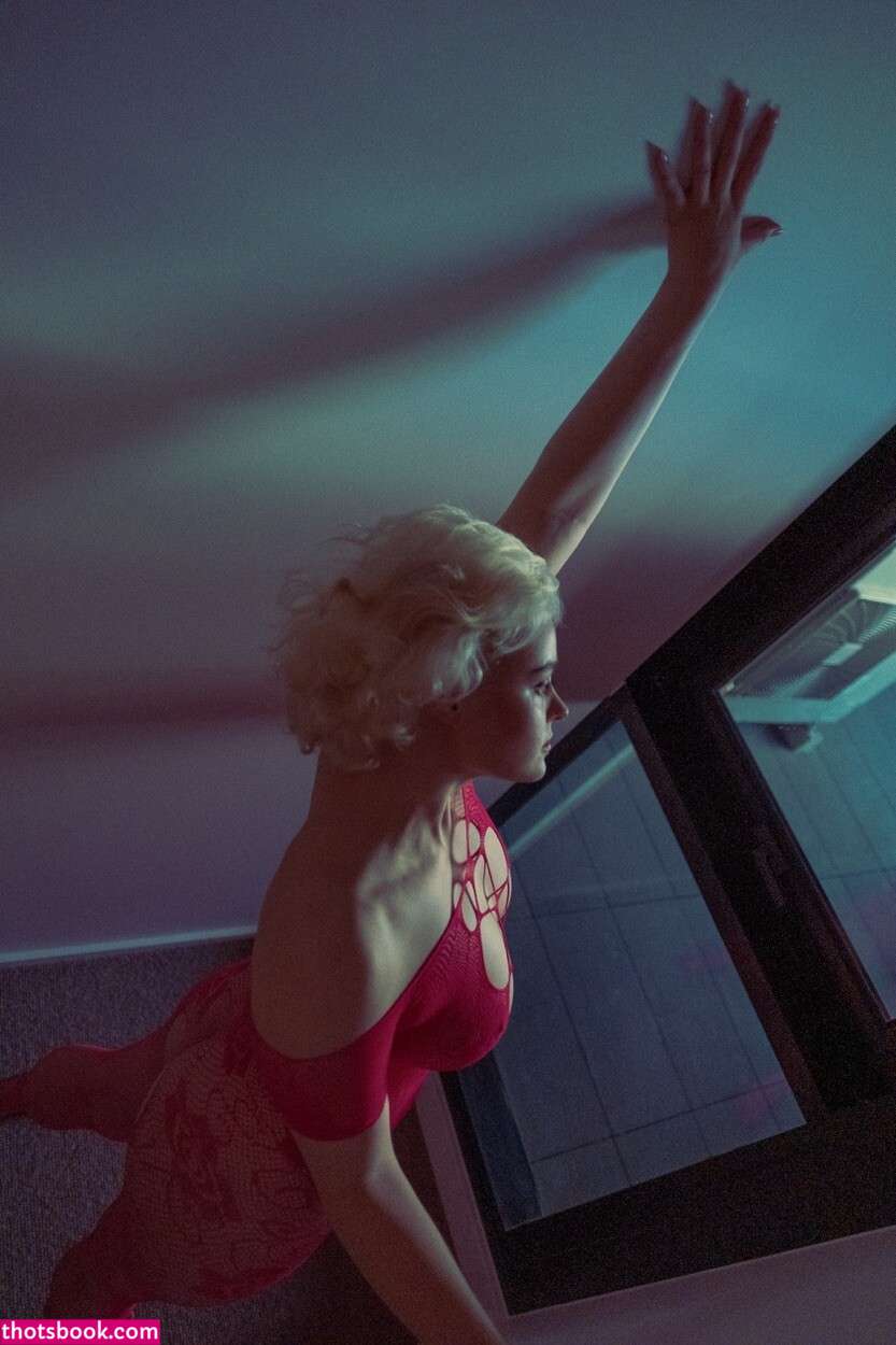 Stefania Ferrario Photo #261