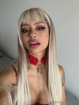 Christina Bertevello Photo #10