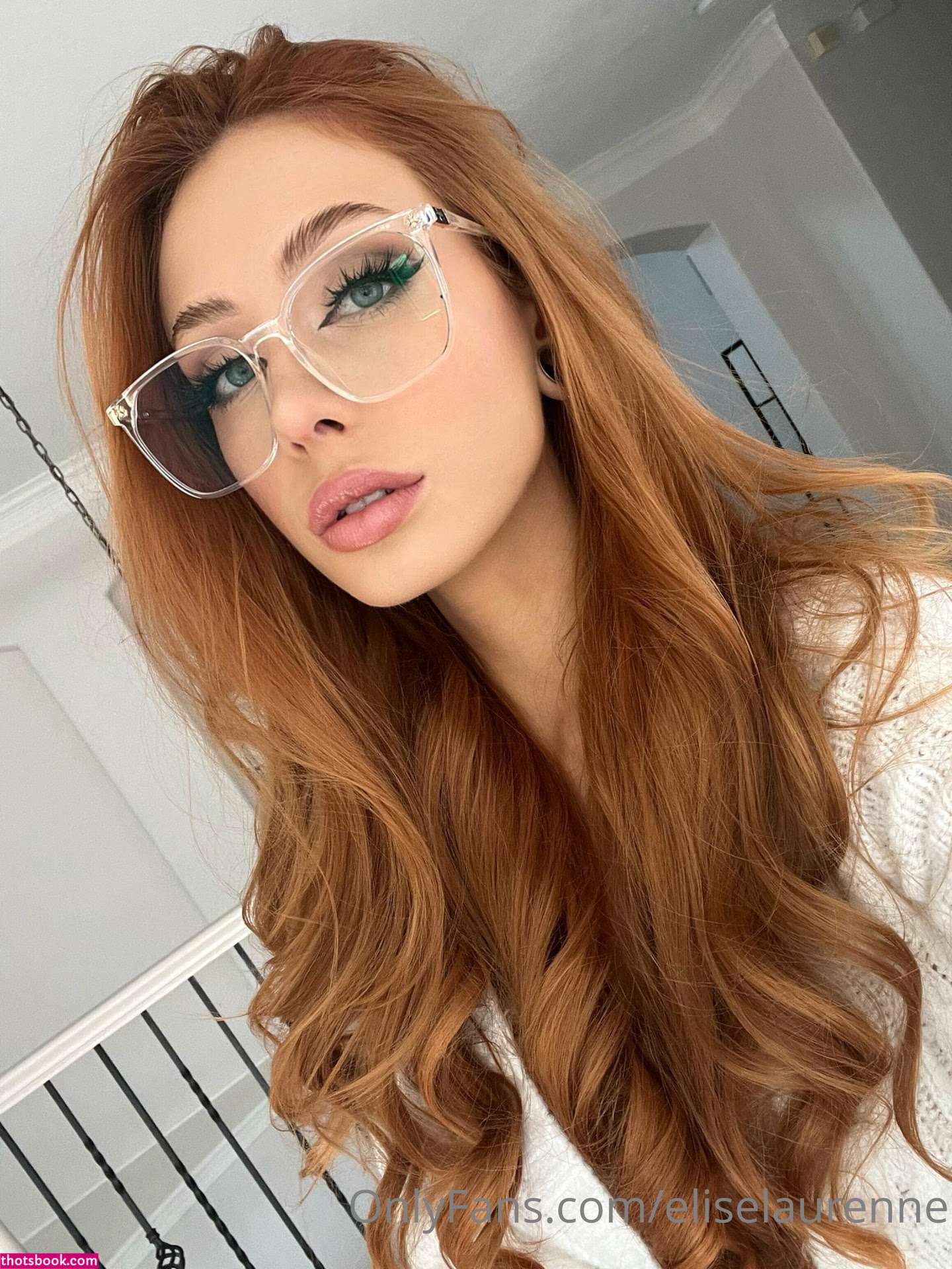 Elise Laurenne Photo #100