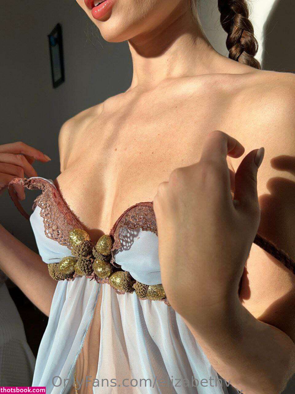 Elizabeth Vasilenko Photo #15