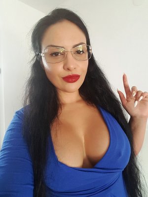 Ezada Sinn Photo #16