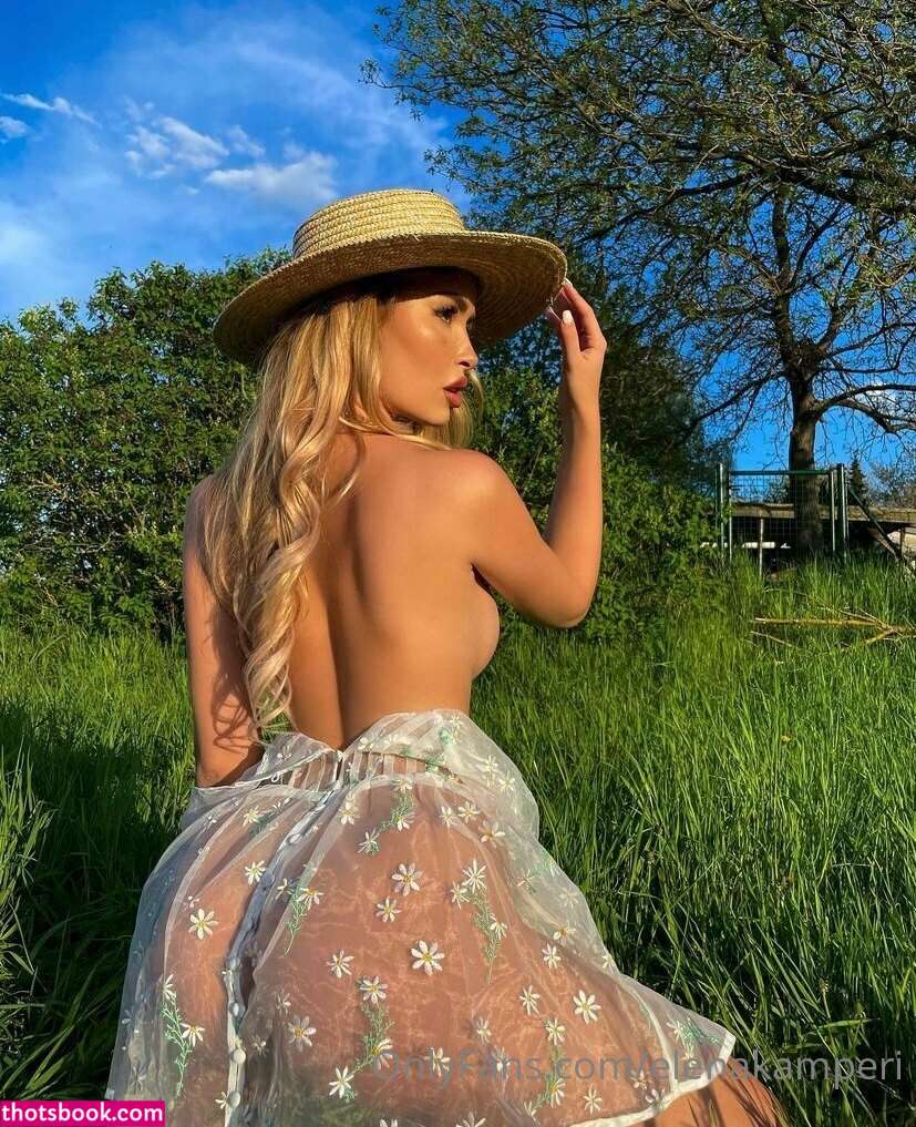 Elena Kamperi Photo #21