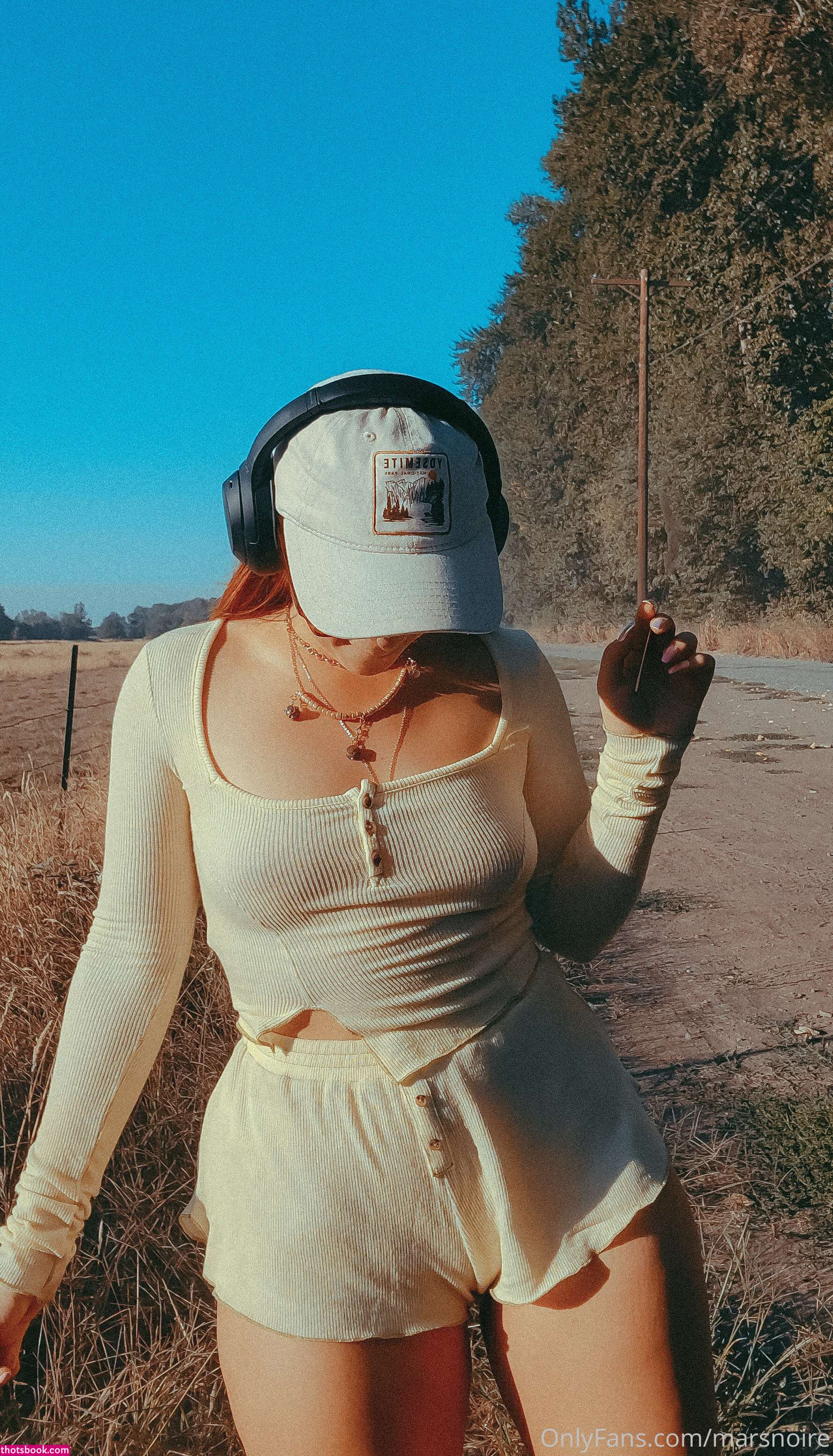 Mars Noire Photo #14