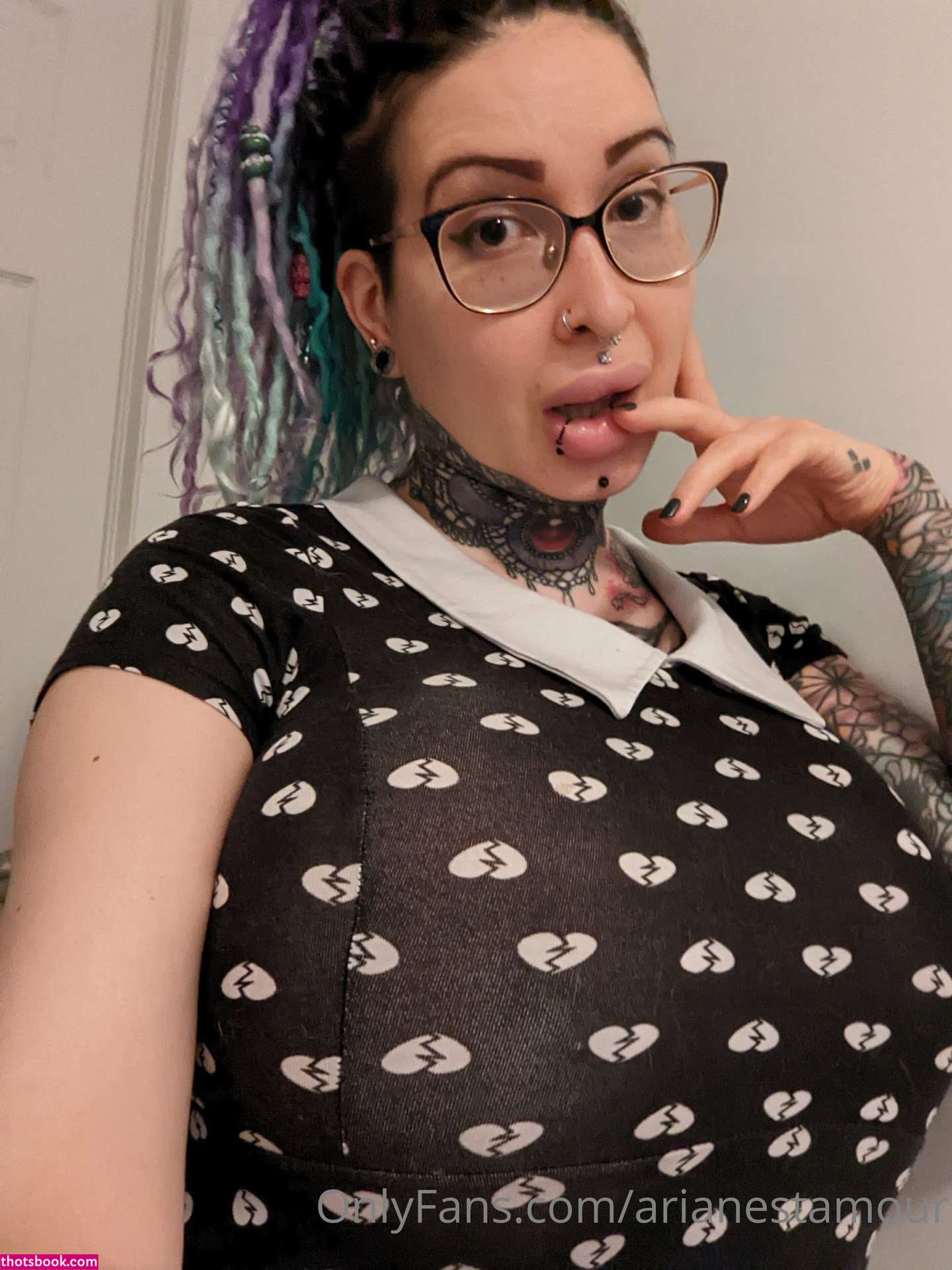 Ariane Saint Amour Photo #49