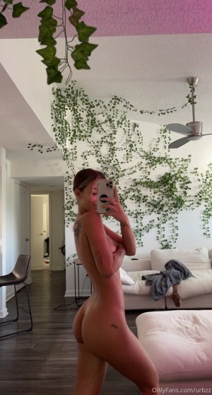 Isabella Urbzz Photo #16