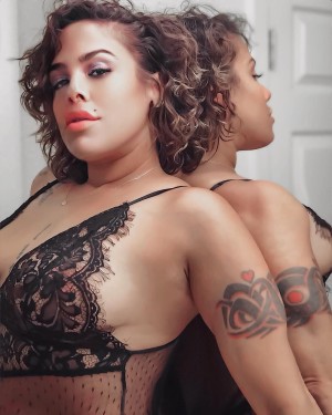 Scarlett Cakez Photo #14