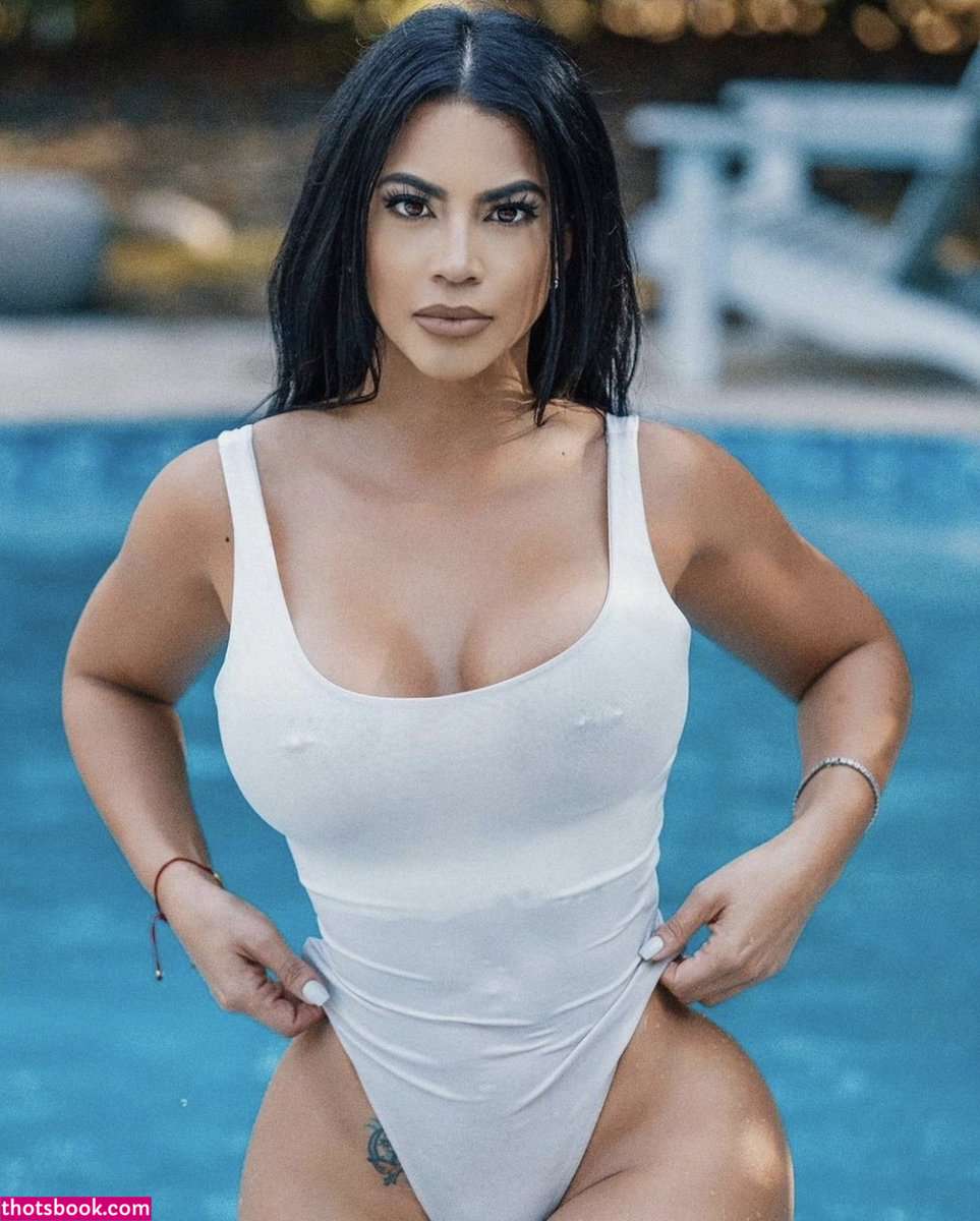 Litza Yanez Photo #54