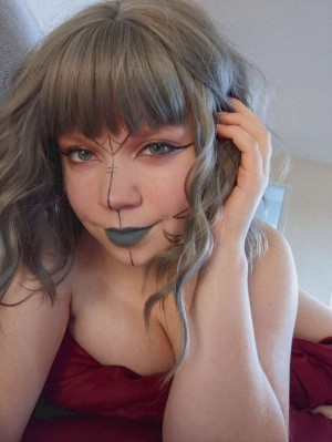 Naomiwastaken Photo #472