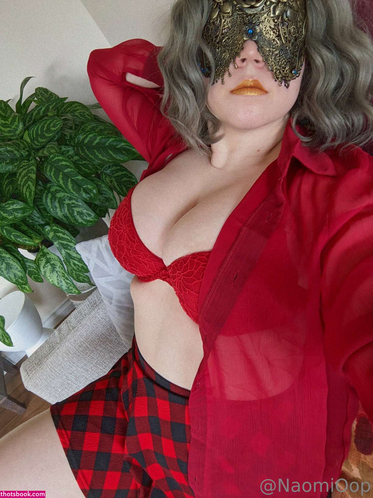 Naomiwastaken Photo #489