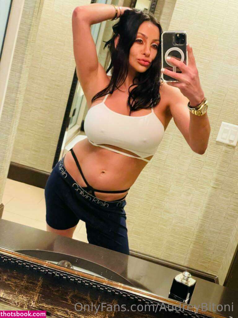 Audrey Bitoni Photo #29