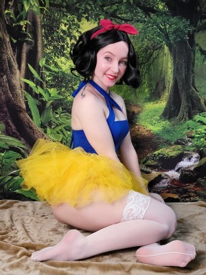 Tinyfeettreat Photo #45