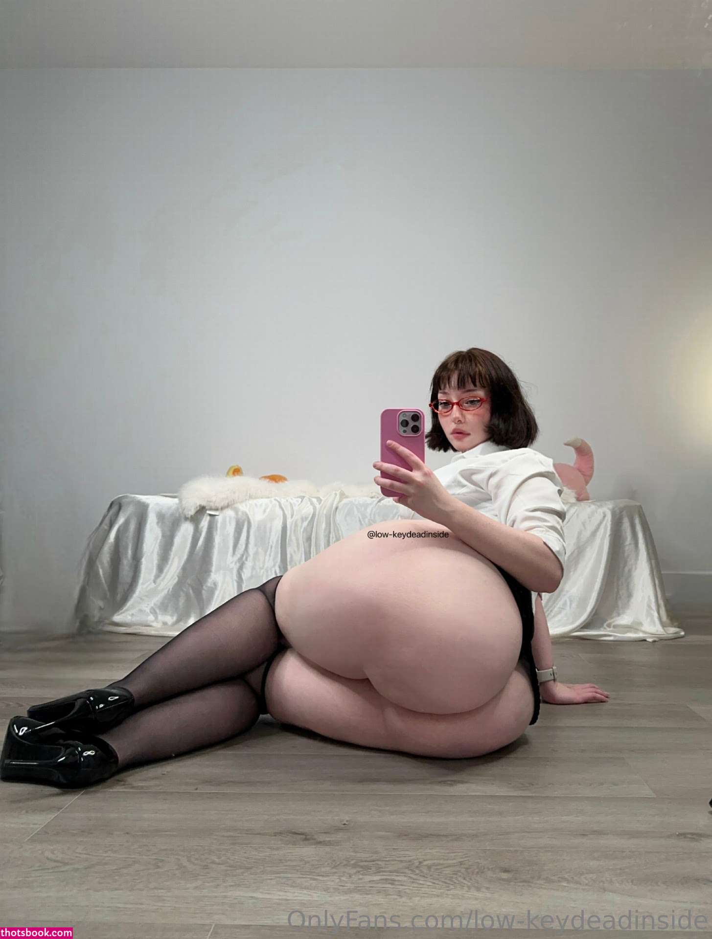 Lowkeydeadinside Photo #17